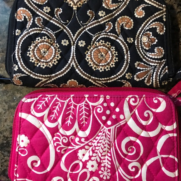 Vera Bradley wristlets - Picture 1 of 3